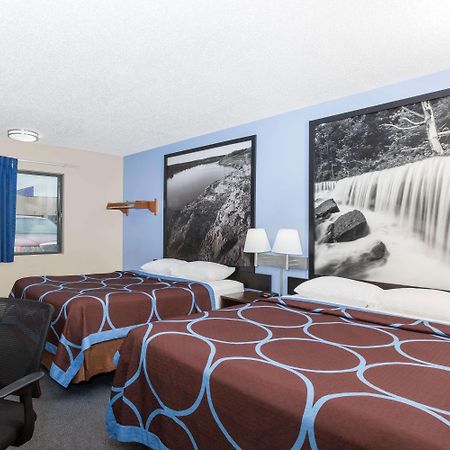 ซูเปอร์ 8 บาย วินด์แฮม แมนแฮตตัน แคนซัส Motel แมนฮัตตัน ภายนอก รูปภาพ