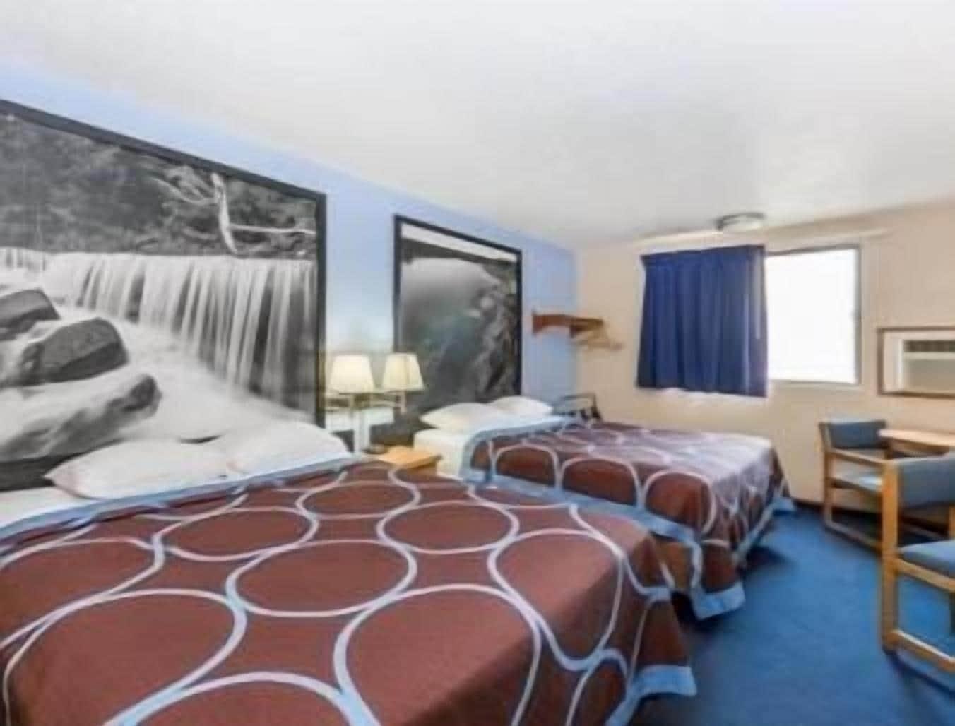 ซูเปอร์ 8 บาย วินด์แฮม แมนแฮตตัน แคนซัส Motel แมนฮัตตัน ภายนอก รูปภาพ